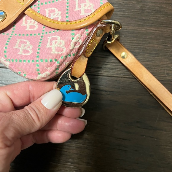 Like New Dooney Burke wristlet - Picture 2 of 4